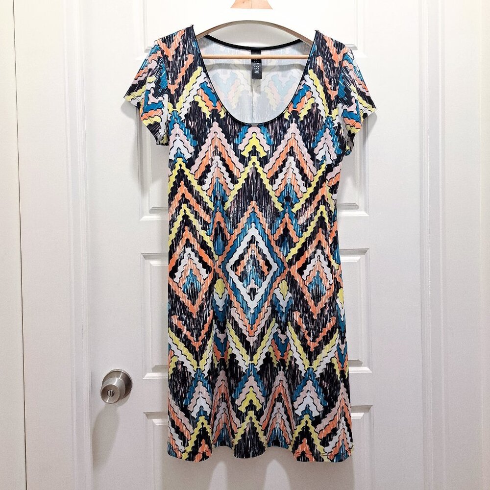Miss Versa Dress Size Large